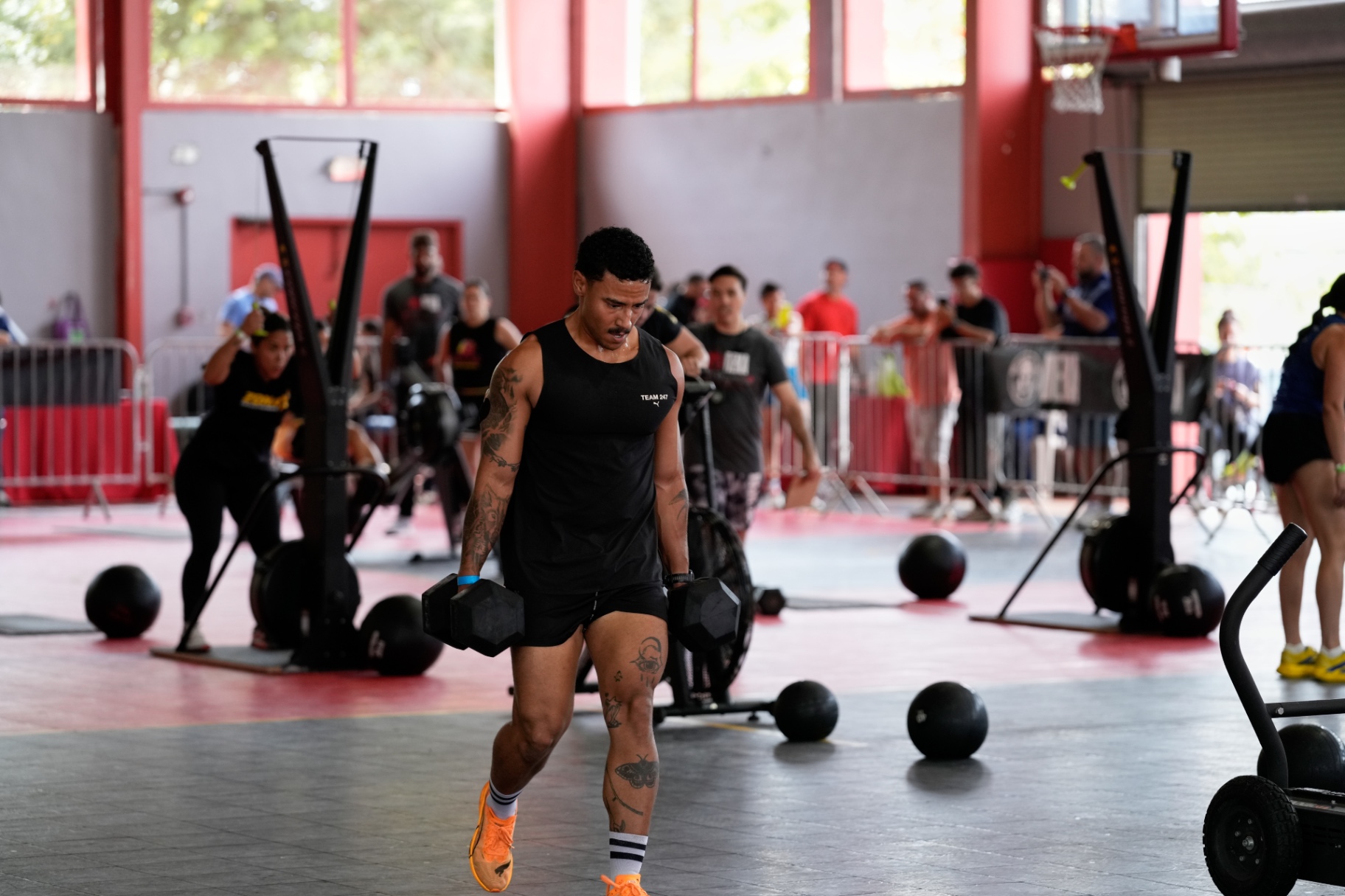 Athlete on farmers carry